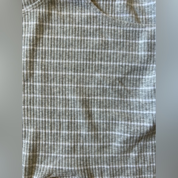 NWOT Express Women's Gray and White Striped Bodysuit Size M - Picture 9 of 10